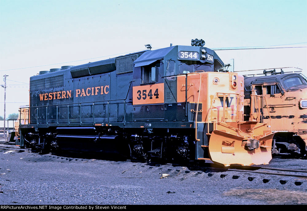 Western Pacific GP40 #3544